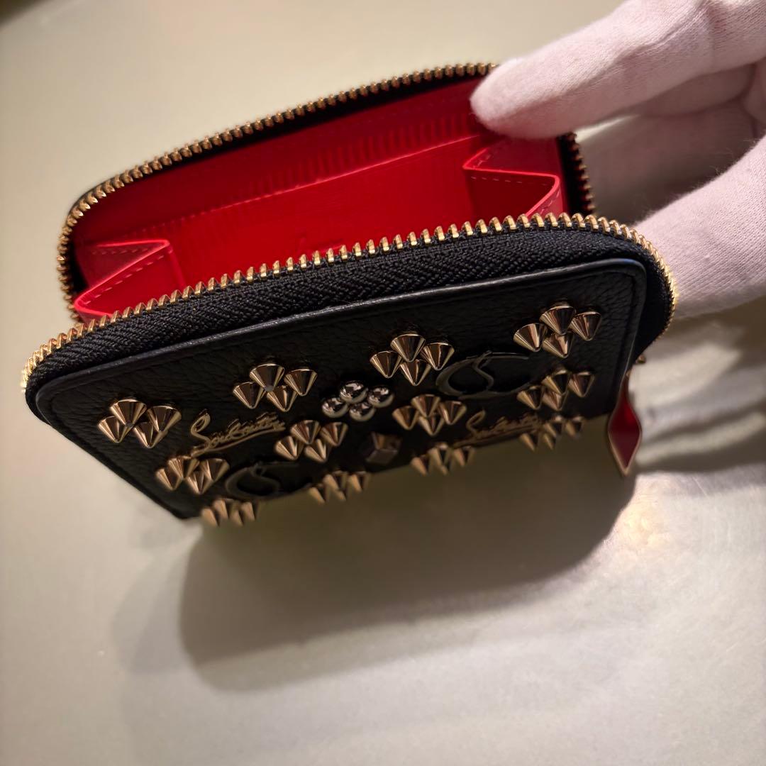 クリスチャンルブタン ケース 小銭入れ カード2枚 黒/赤