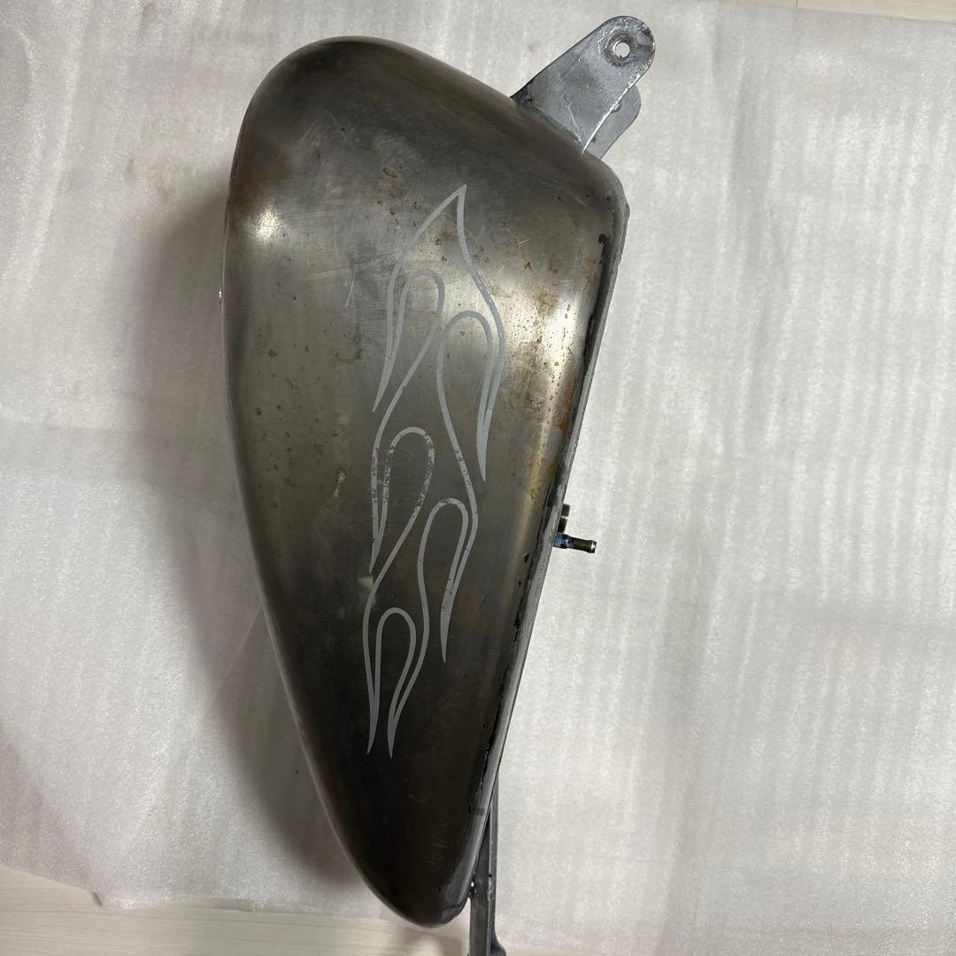 ハーレー　スポーツスターxl1200c タンク