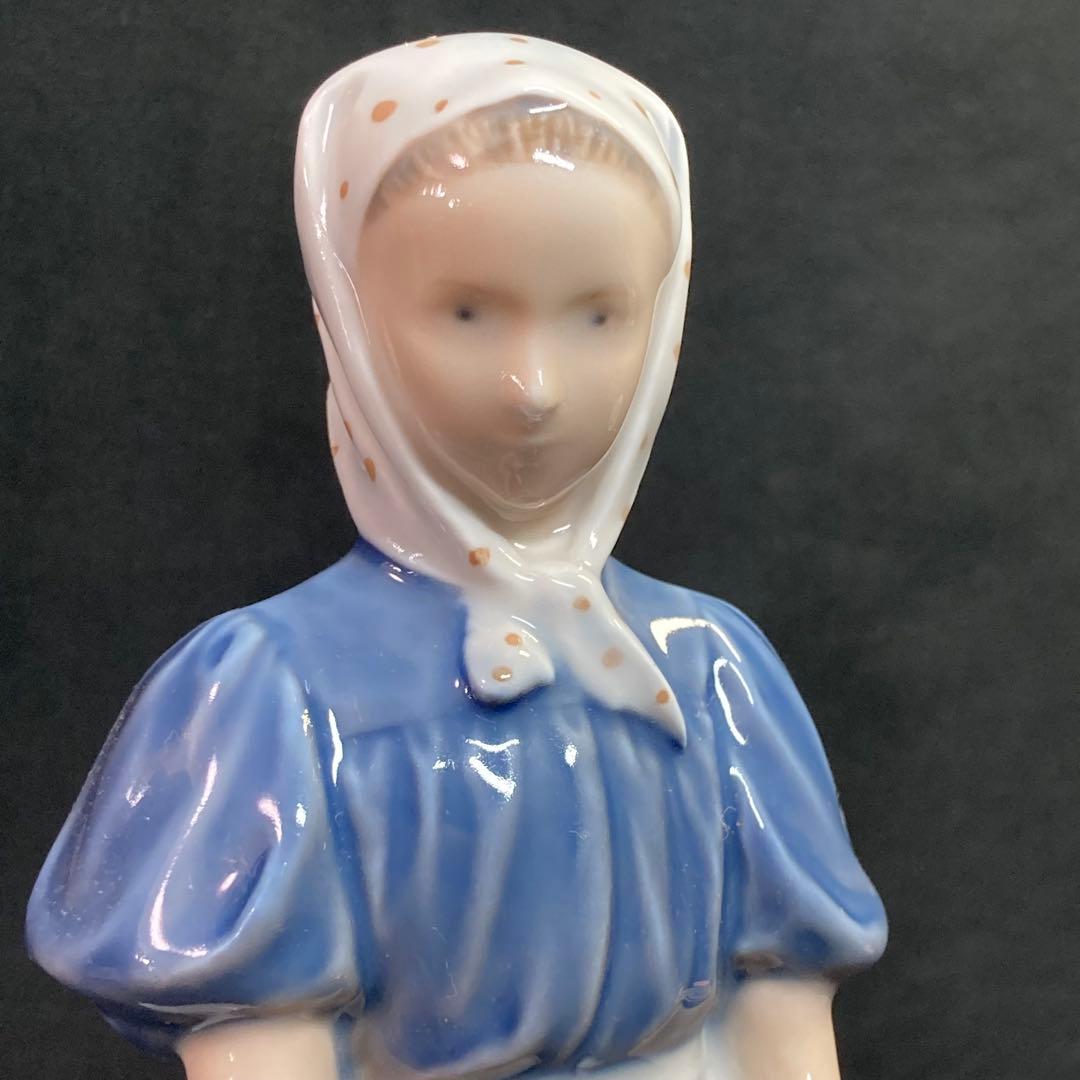 はなぞの様【美品】ロイヤルコペンハーゲン ガチョウと歩く少女 シルバースワン