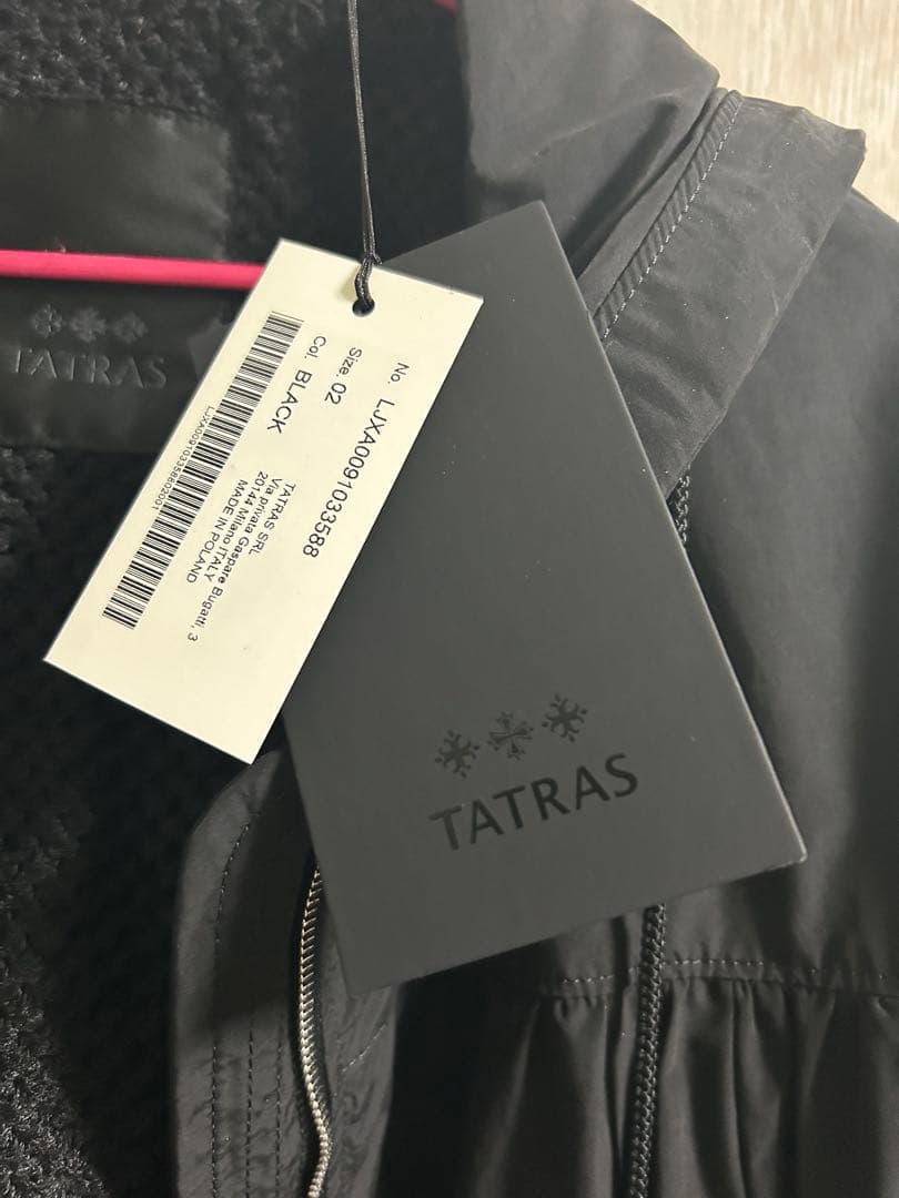 ⭐︎Yama⭐︎新品TATRASタトラスTELEKIAフードブルゾン