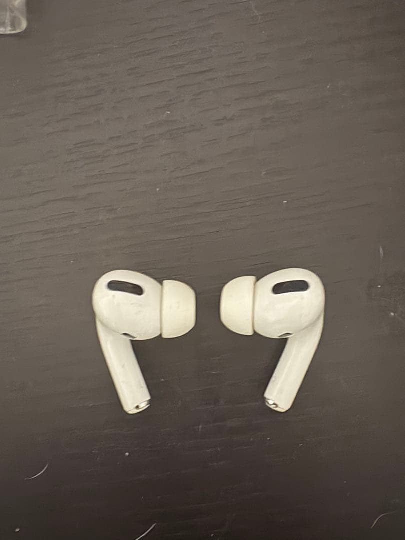 AirPods Pro ワイヤレスイヤホン ホワイト　両耳