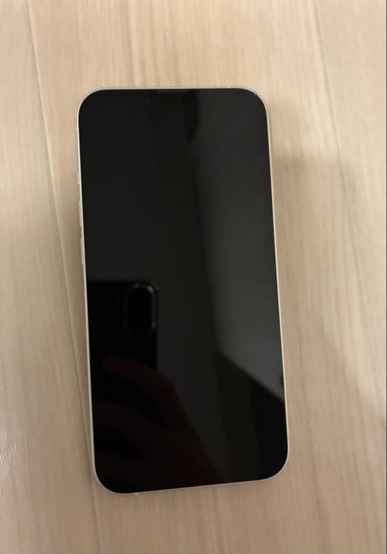 Apple iPhone 13 本体　アイフォン13/128GB SIMフリー