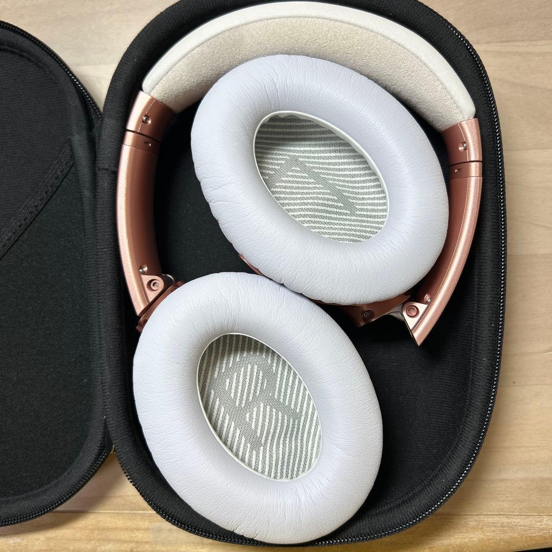 Bose QuietComfort35 Ⅱローズゴールド　ヘッドホンピンク限定版