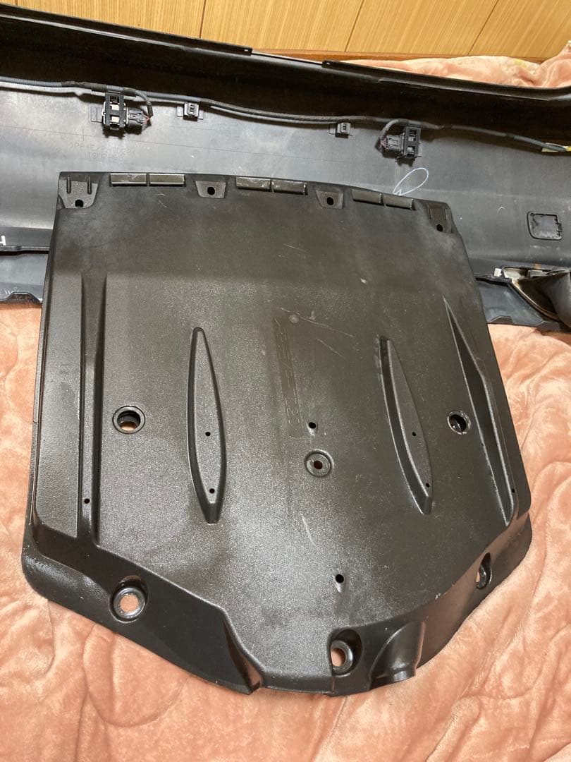 LEXUS レクサス　LS 600h 純正　リアバンパー　純正　ディフューザー