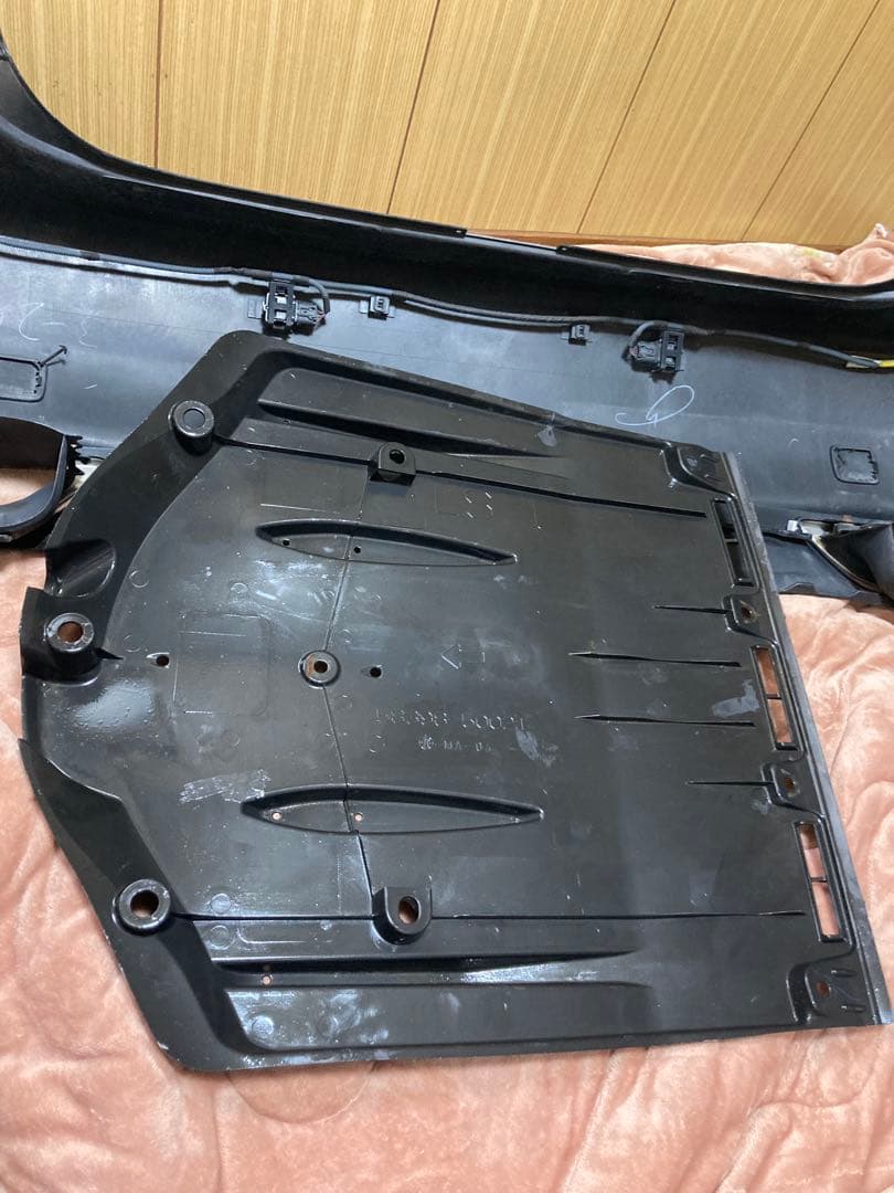 LEXUS レクサス　LS 600h 純正　リアバンパー　純正　ディフューザー