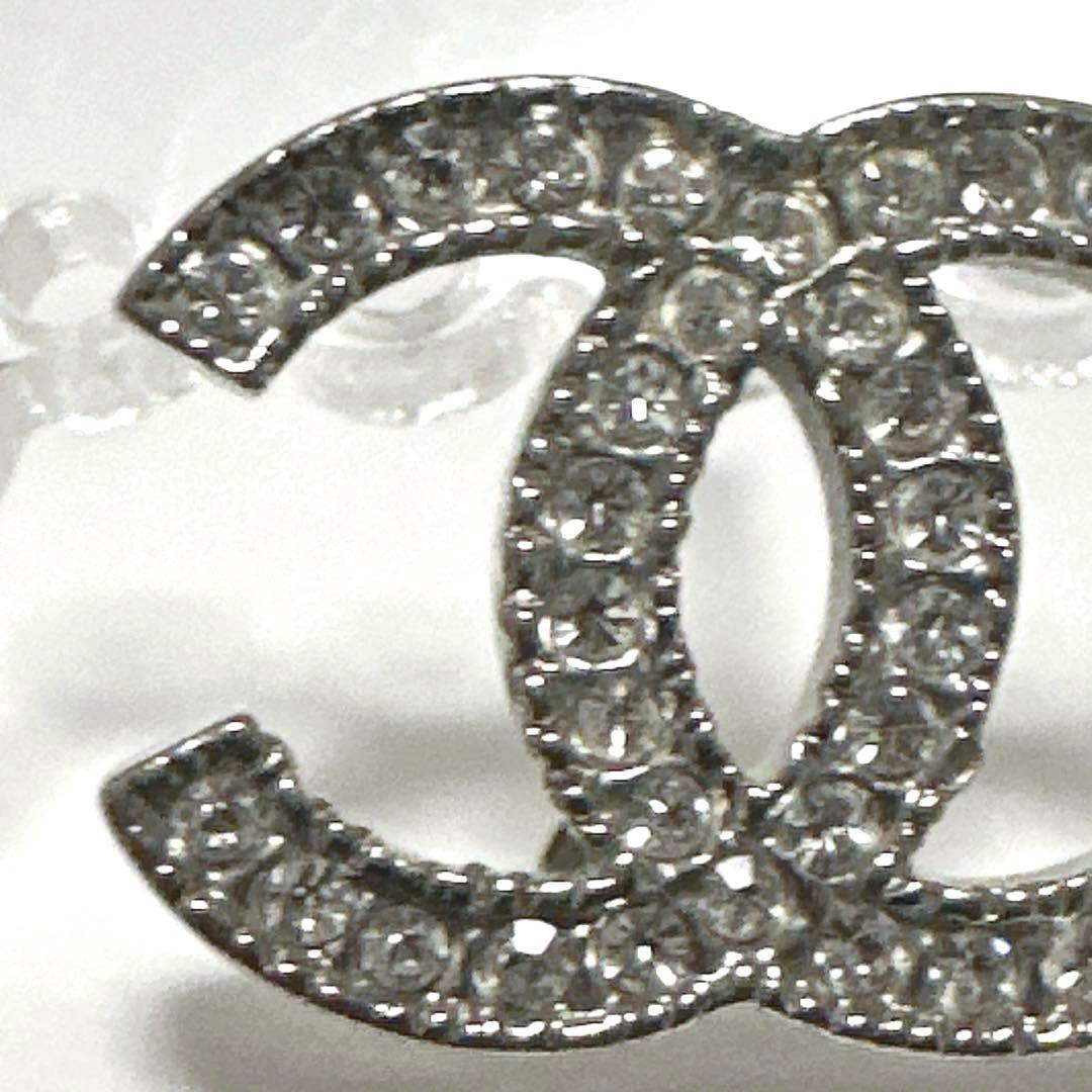 シャネル　CHANEL　ピアス　ココマーク　シルバー　メタル　ラインストーン