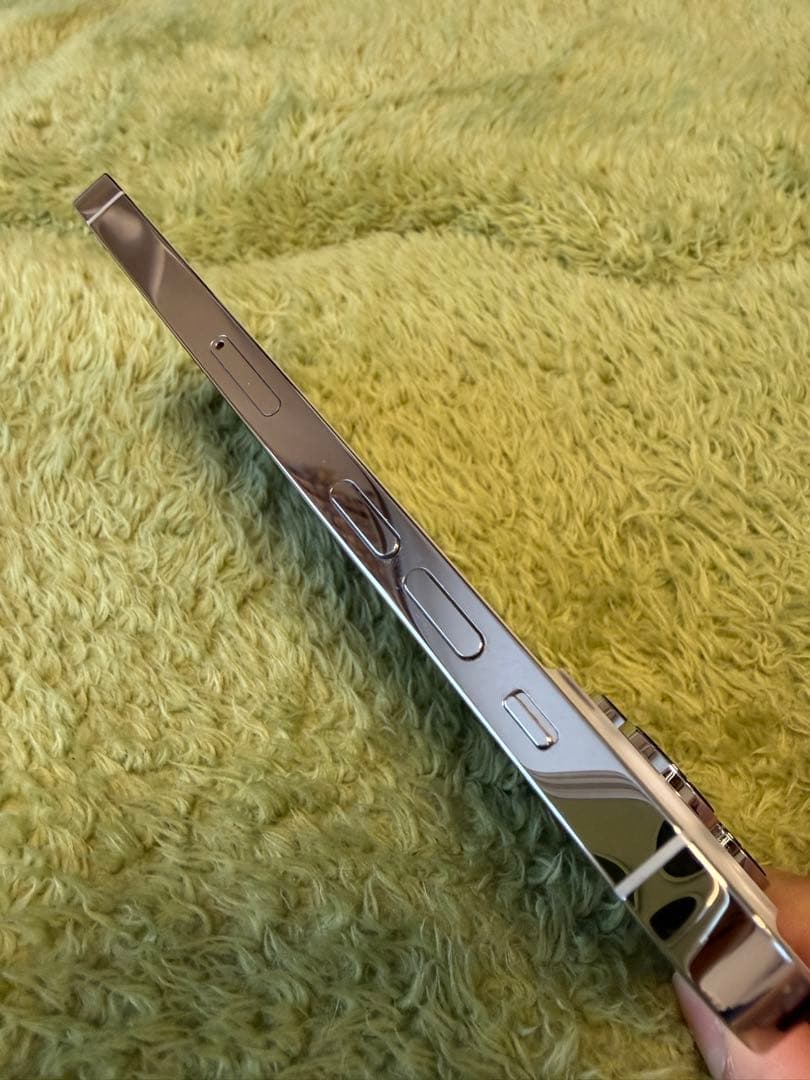 Apple iPhone 14 Pro 128GB シルバー