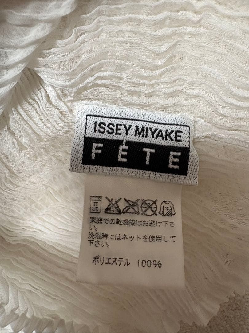 極上美品✨ ISSEY MIYAKE イッセイミヤケ✨プリーツ カットソー