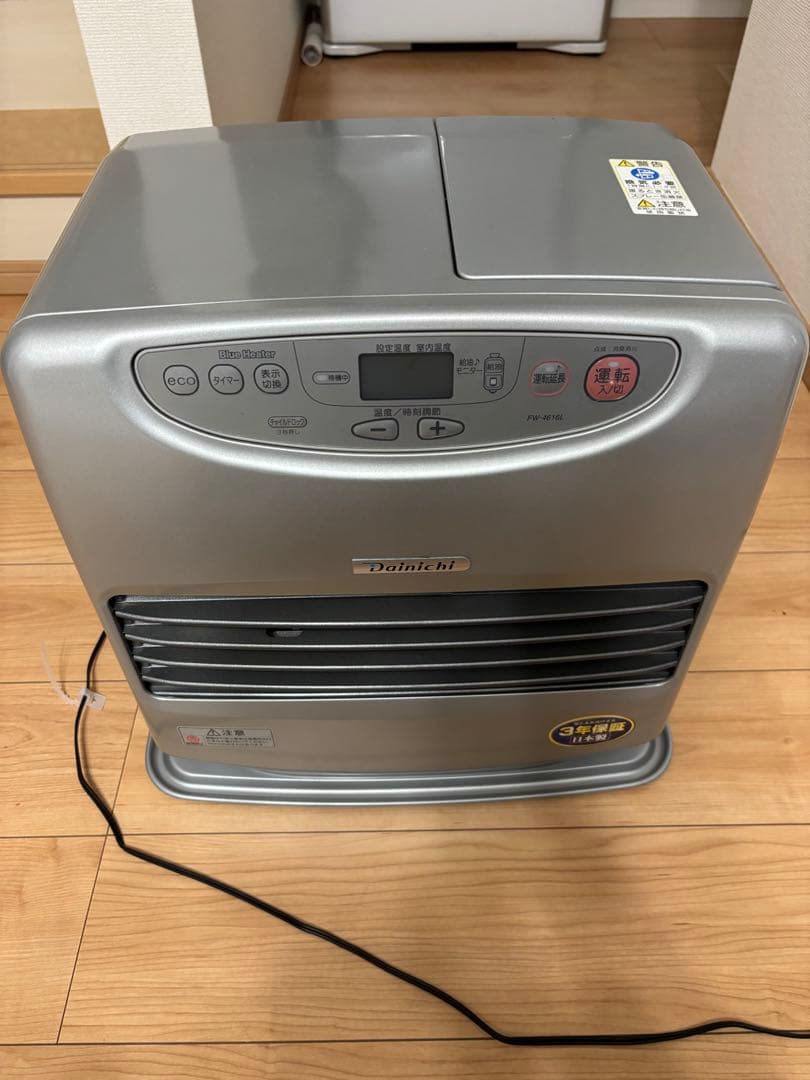 ダイニチFW-4616L石油ファンヒーター シルバー