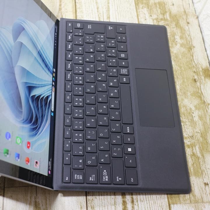 surface pro7+ 11世代 i5 タッチパネル Office2024