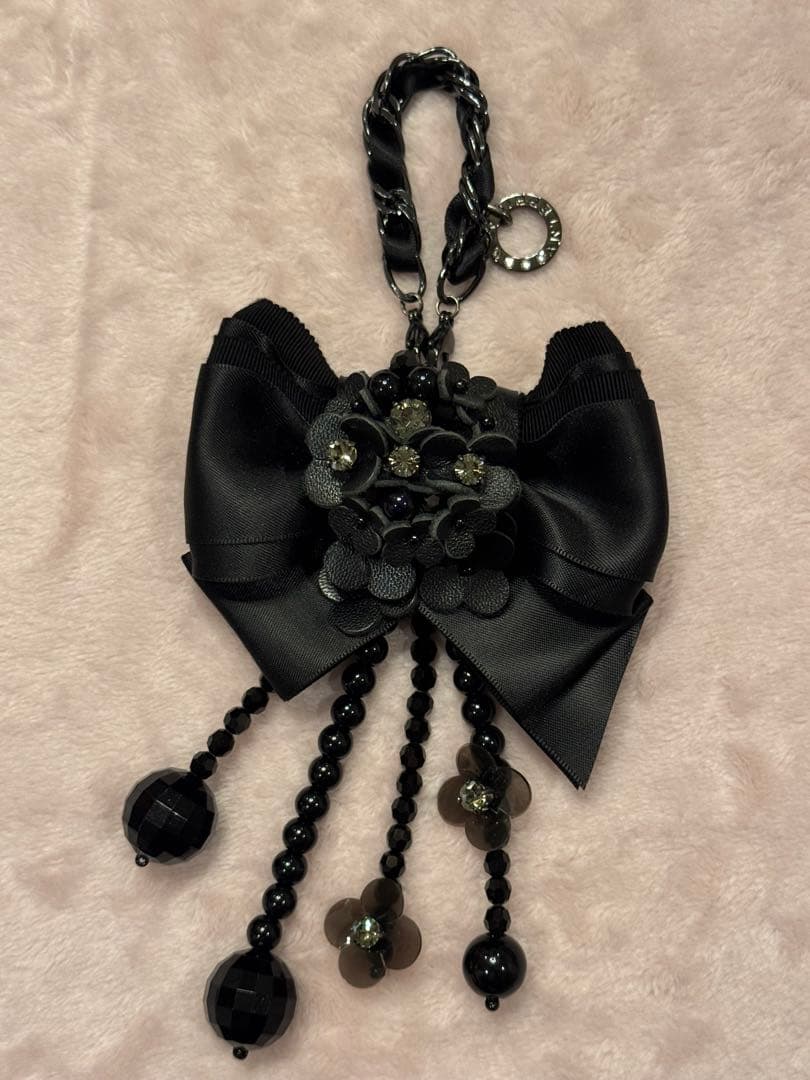 【新品・未使用】 アンテプリマ　リボン　ビッグチャーム　レア品