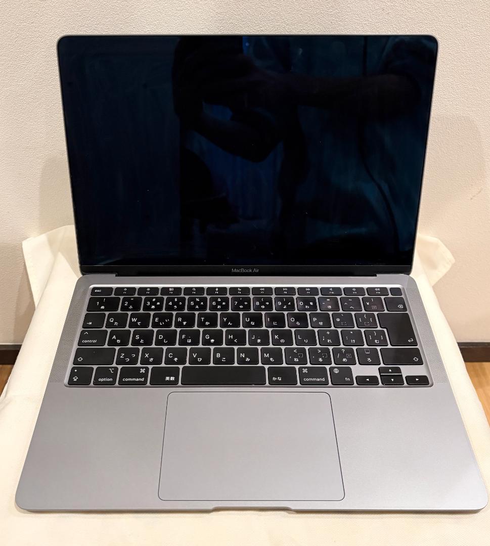MacBook Air M1 8GB 256GB シルバー 箱・充電器付