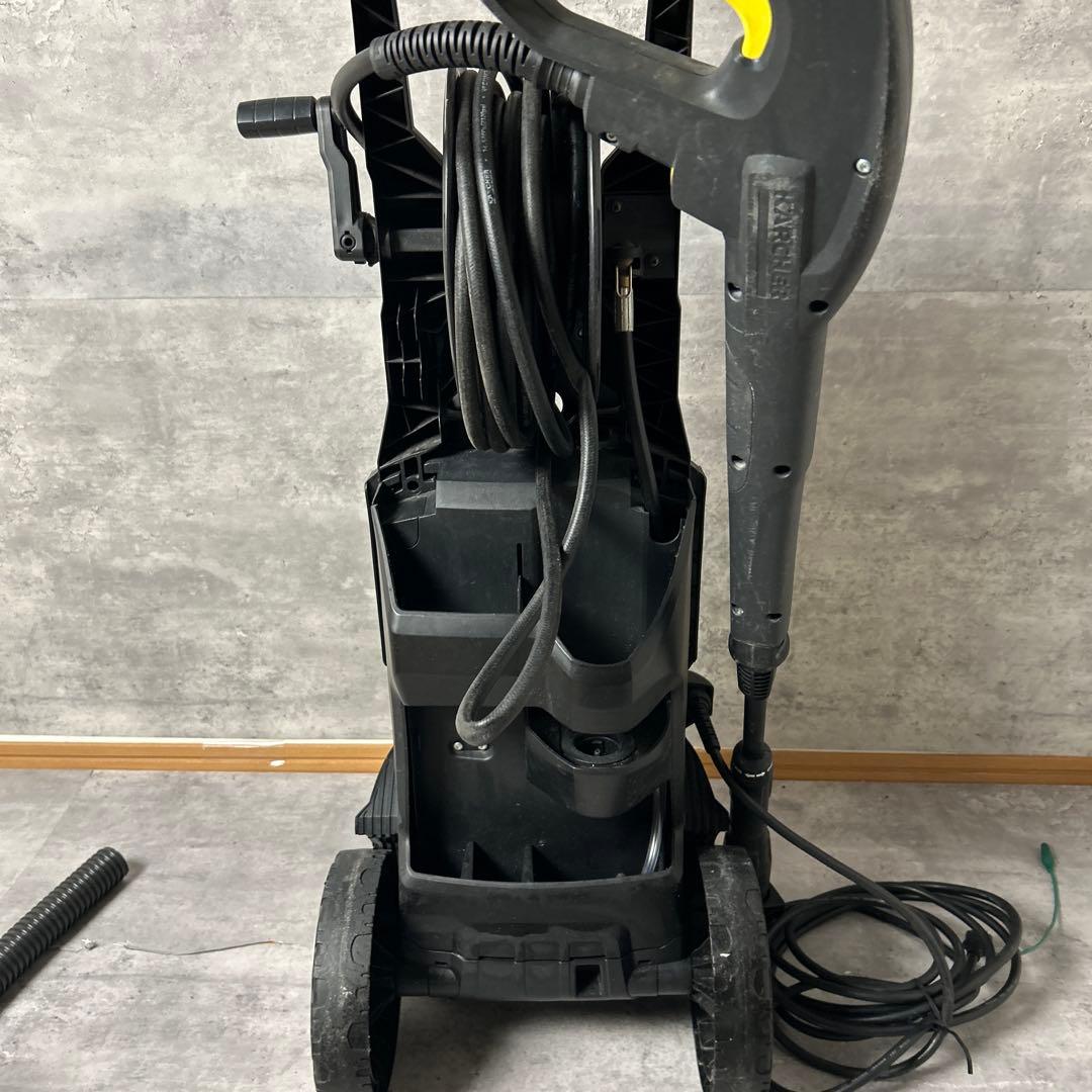 KARCHER K5 サイレントホームキット高圧洗浄機本体とアクセサリー多数