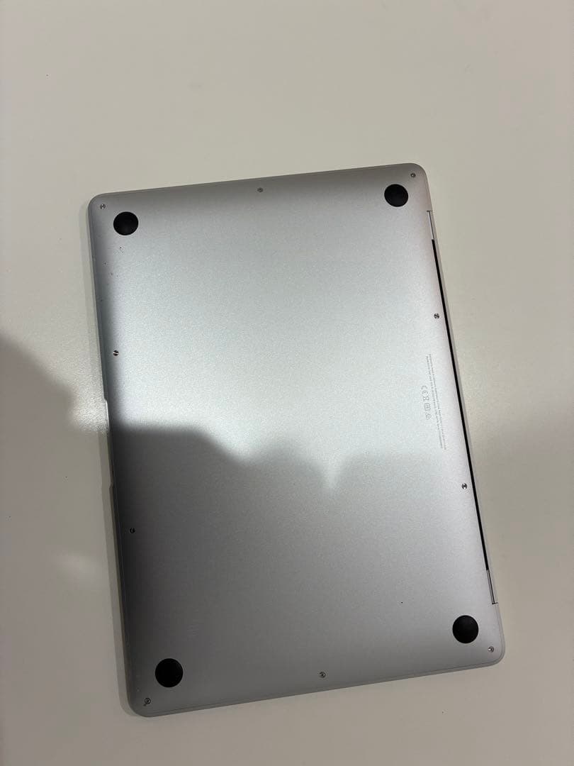 2020 Apple MacBook Air 13インチ 256GB シルバー