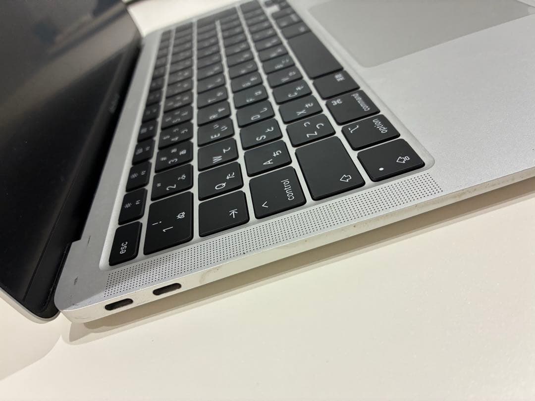 2020 Apple MacBook Air 13インチ 256GB シルバー