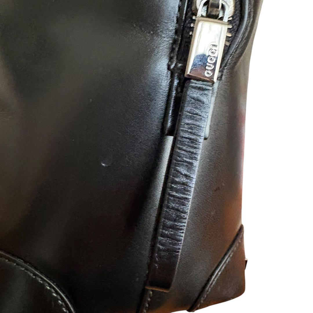 GUCCI 本革　ビジネスバッグ 黒 超軽量 A4可　オールレザー　美品　グッチ