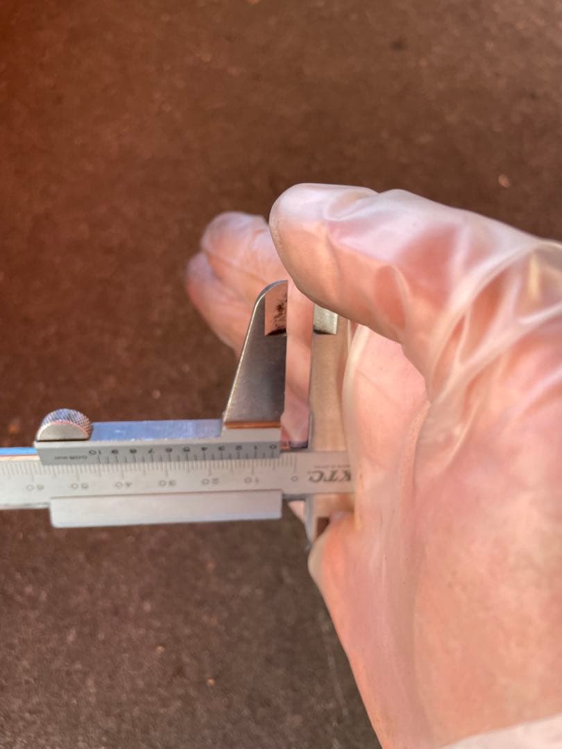 神奈川県引き取り限定　マツダ　ボンゴ　SKP2L スタッドレスタイヤ6本