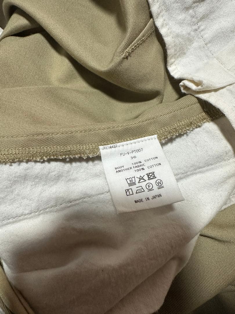 フミカウチダ UNIFORM WEAPON 2-TUCK PANTS 36