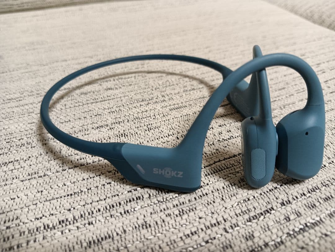美品　Shokz OpenRun Pro S810　本体、ケース　人気のブルー