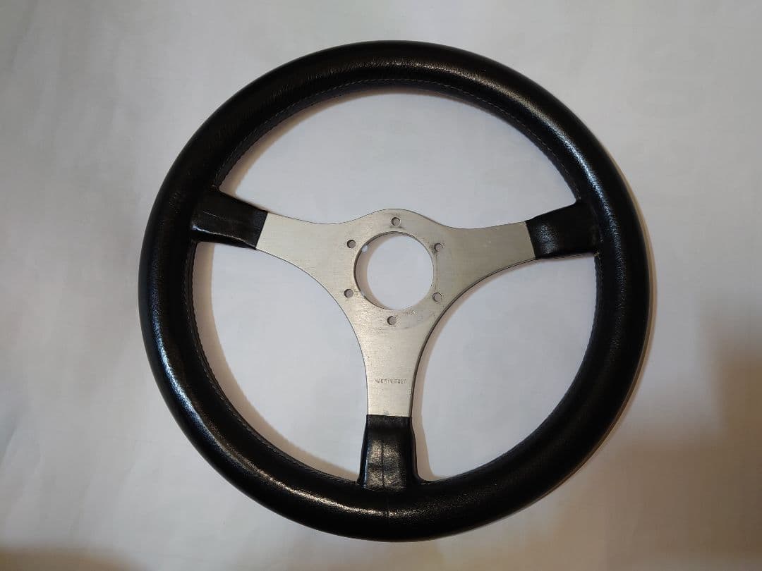 momo モモ　ジャッキースチュワート　ステアリング　旧車　当時物