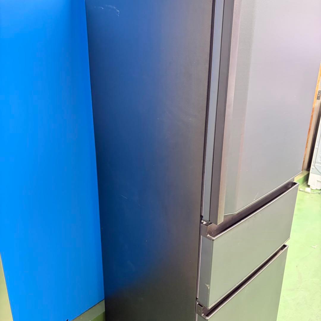 633 TOSHIBA 22年製　大型冷蔵庫　右開き　326L 自動製氷　保証込