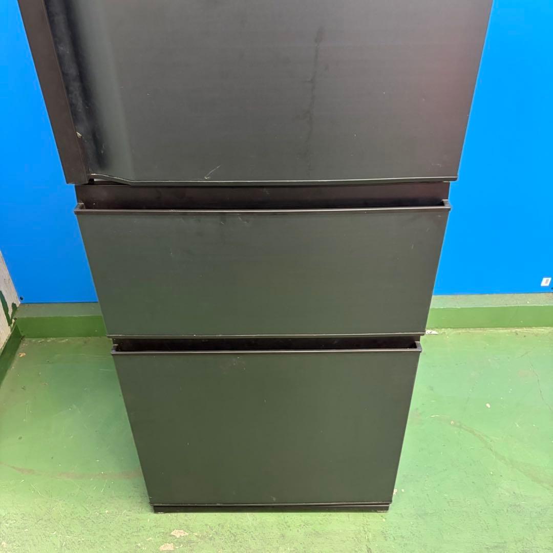 633 TOSHIBA 22年製　大型冷蔵庫　右開き　326L 自動製氷　保証込