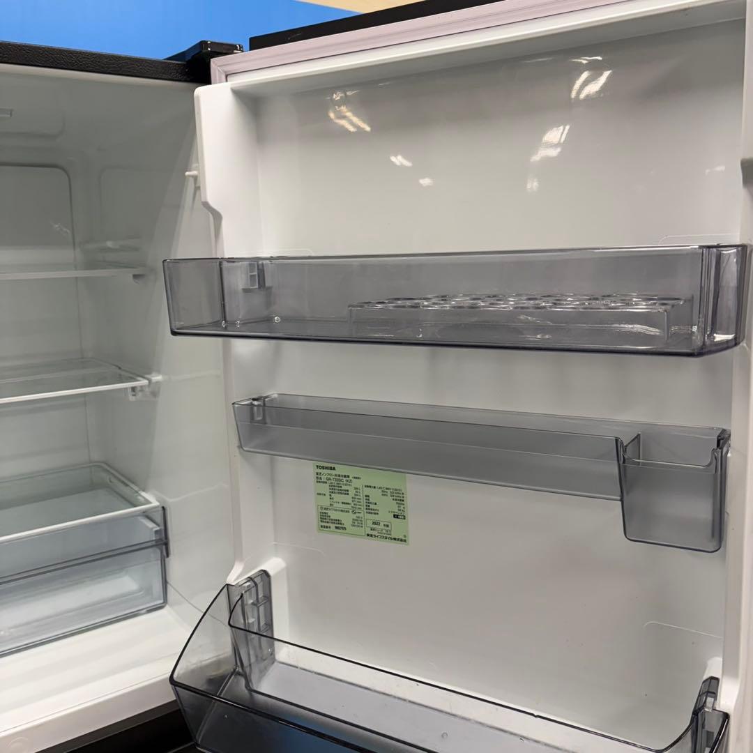 633 TOSHIBA 22年製　大型冷蔵庫　右開き　326L 自動製氷　保証込