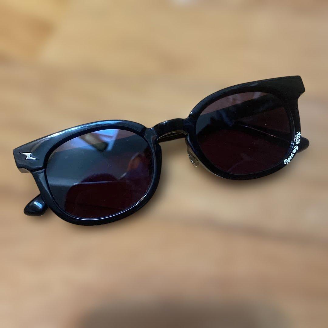 n.s.hサングラス ブラック