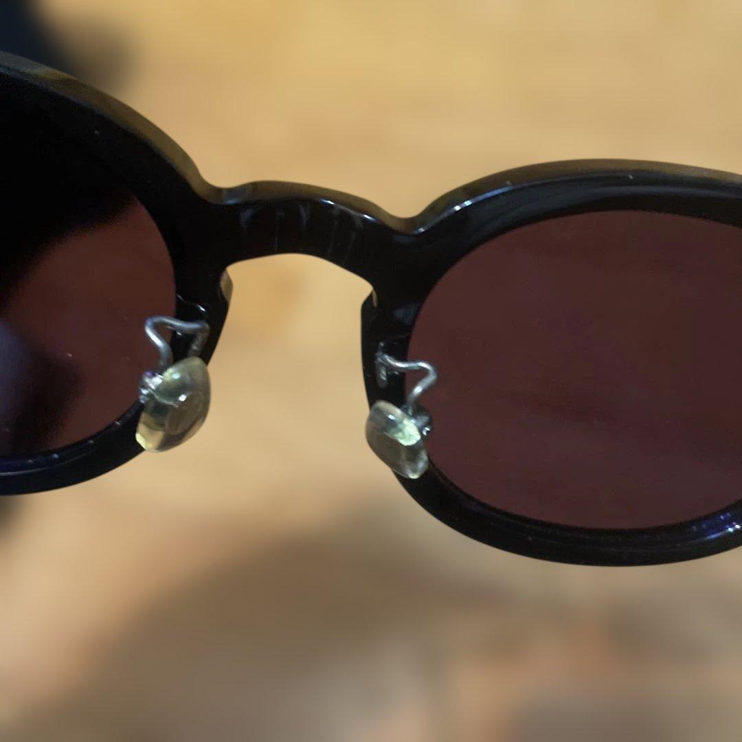 n.s.hサングラス ブラック