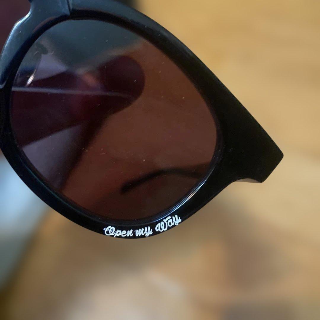 n.s.hサングラス ブラック