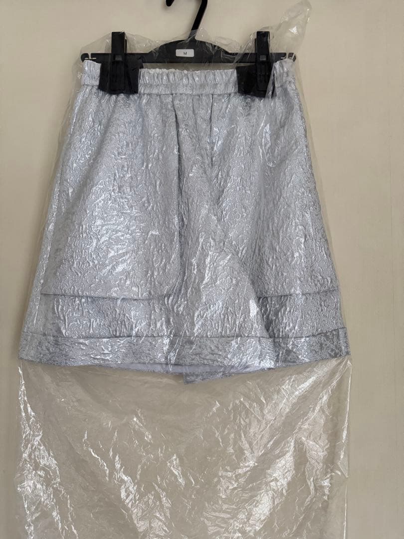 LINKABLE ショートパンツ シルバー 新品未使用