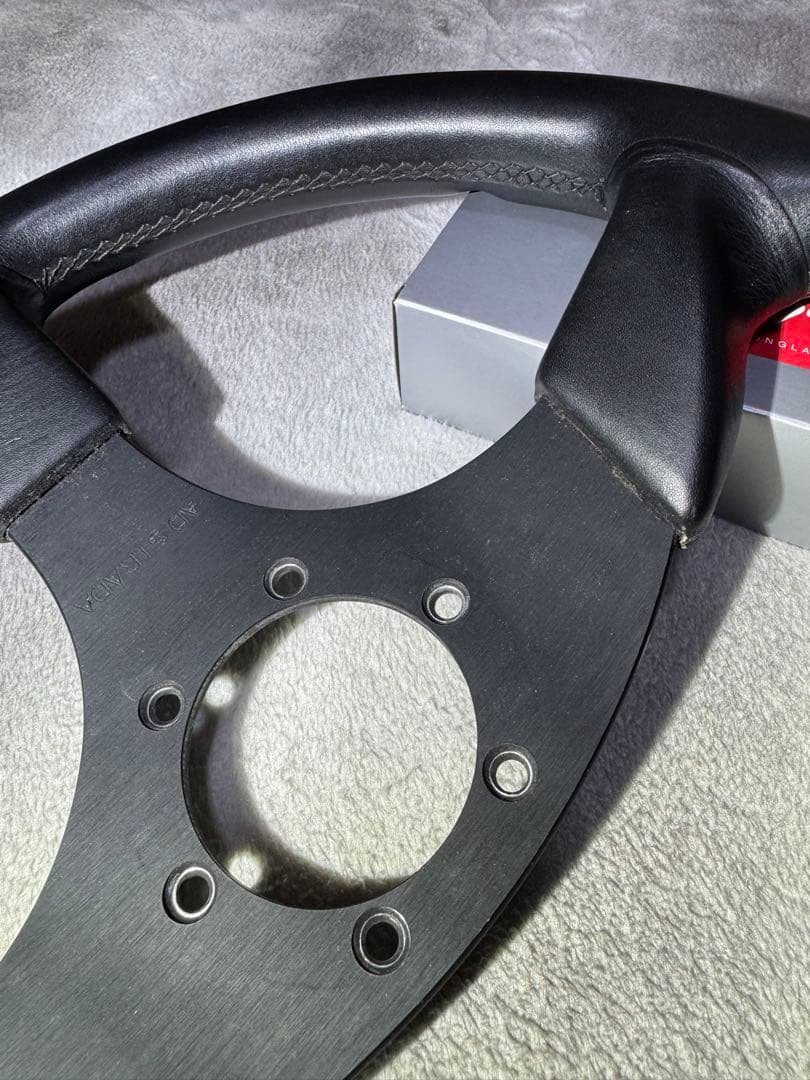 AD STRADA Evolution ステアリングホイール