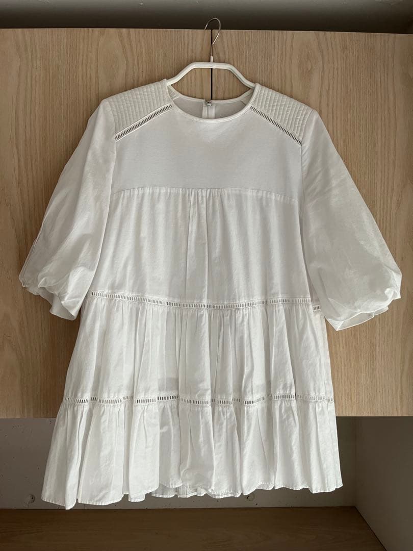 ホワイトティアードチュニック 半袖