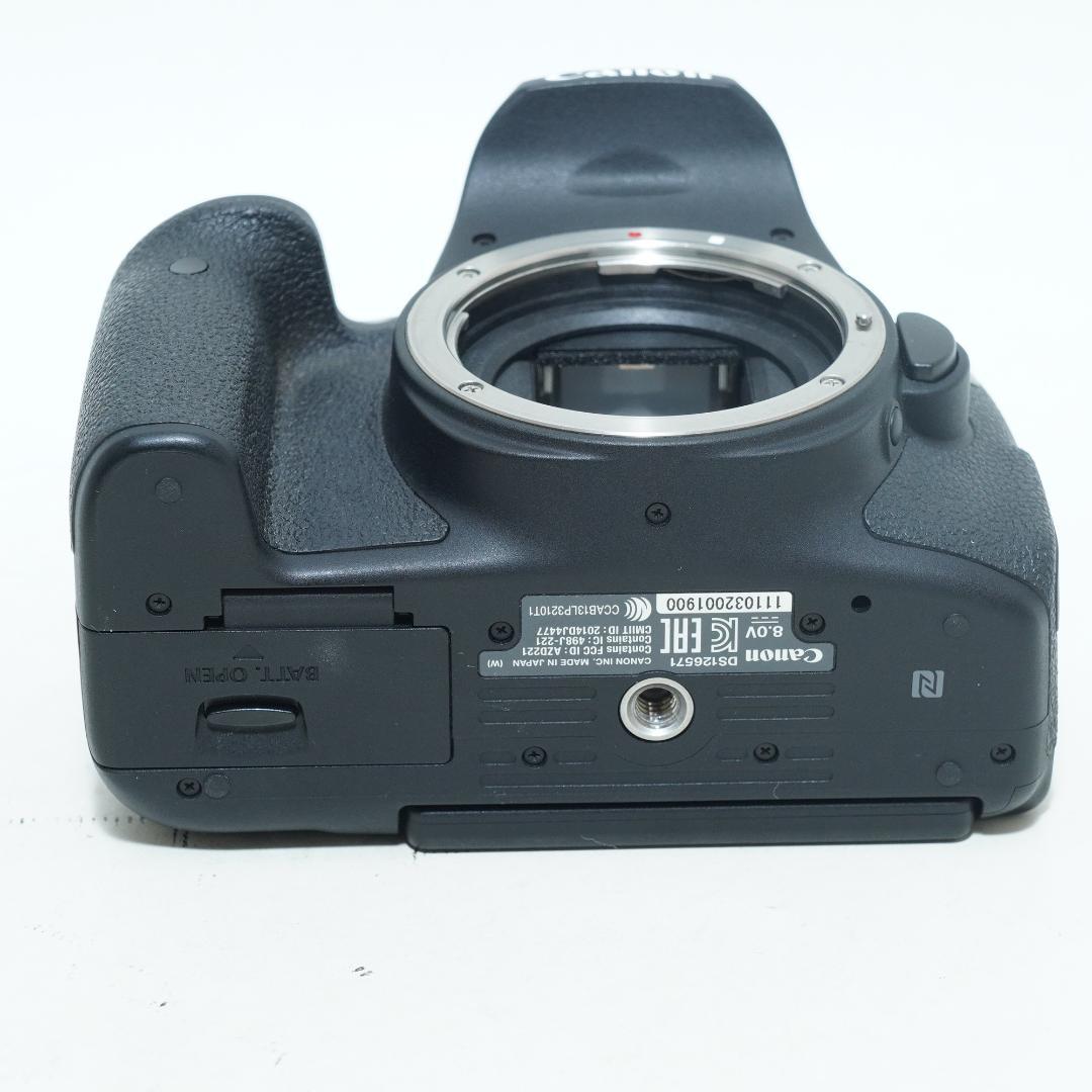 スマホ転送・自撮りができる★キャノン EOS kissx8iレンズセット