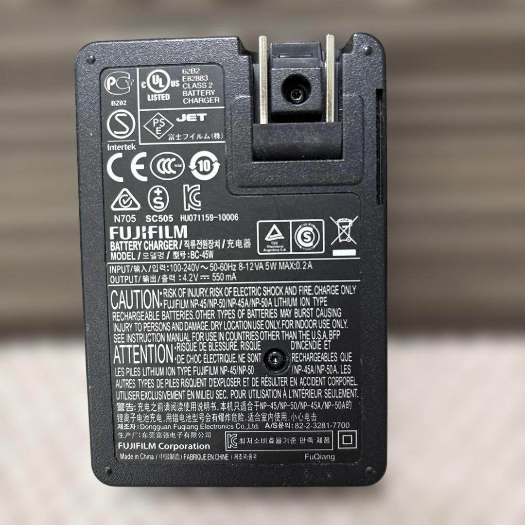 FUJIFILM デジタルカメラ　FINEPIX F770EXR