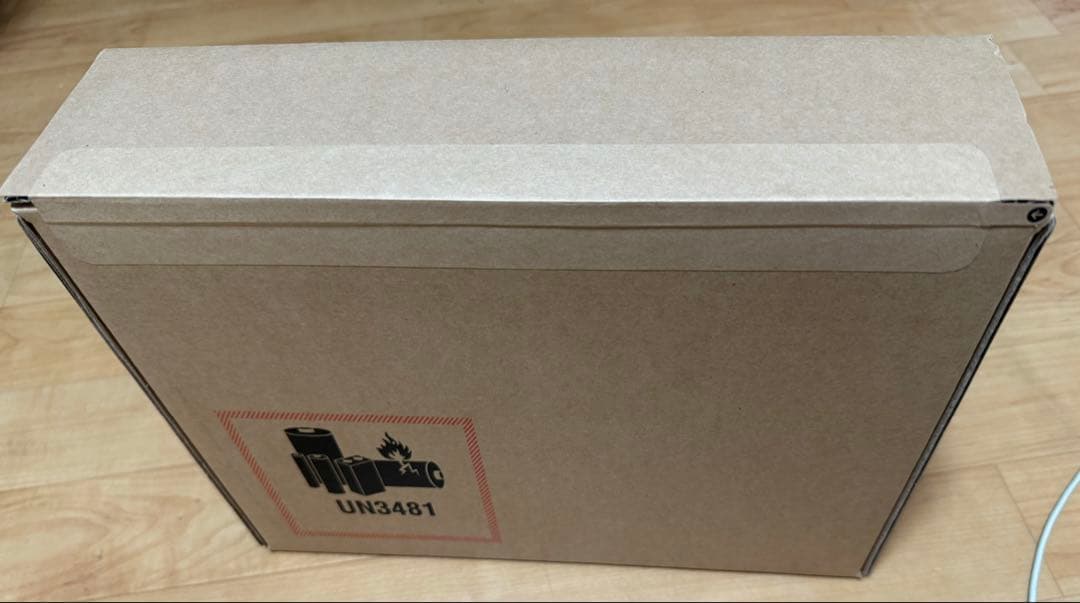 iPad本体 iPad Air MUWQ3J-A