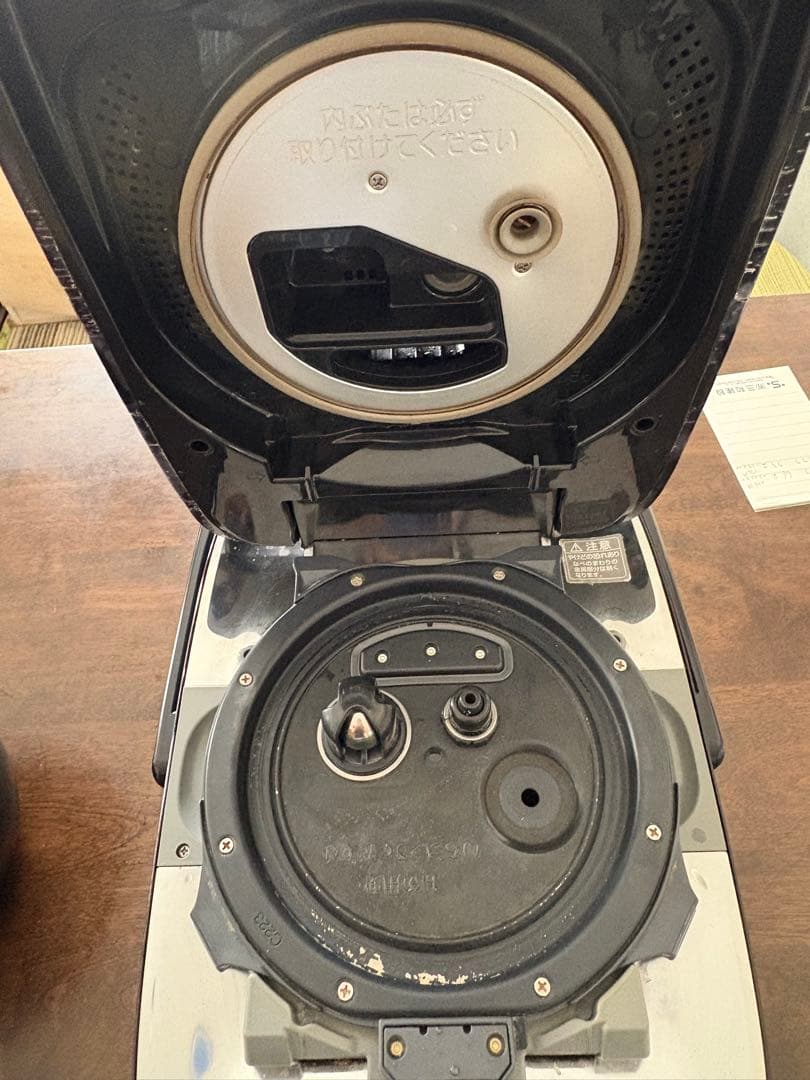 象印　炊飯器　NW-LA10-BZ(黒漆)