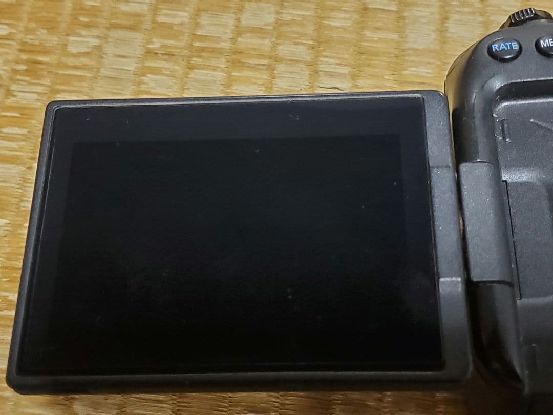 Canon EOS R6 ボディ本体 中古品 LP-E6NH 2個