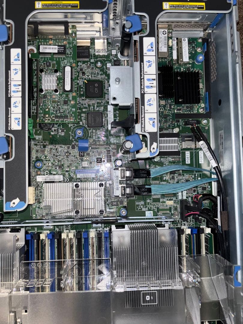 HP ProLiant DL380 Gen9 2Uラックサーバー