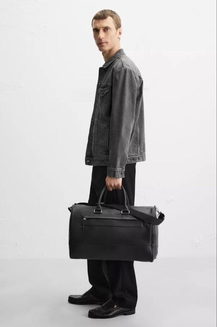 ZARA 無地トラベルバッグ