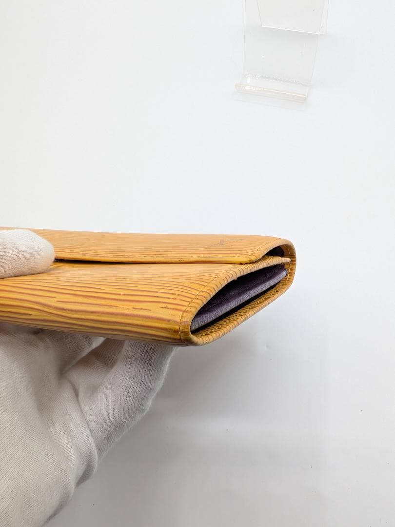 ルイヴィトン ポルトフォイユサラ エピ タッシリイエロー 0IN