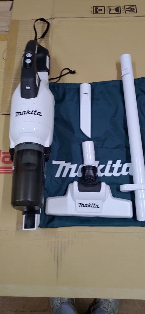 Makita CL003G コードレス掃除機 ホワイト 　マキタ