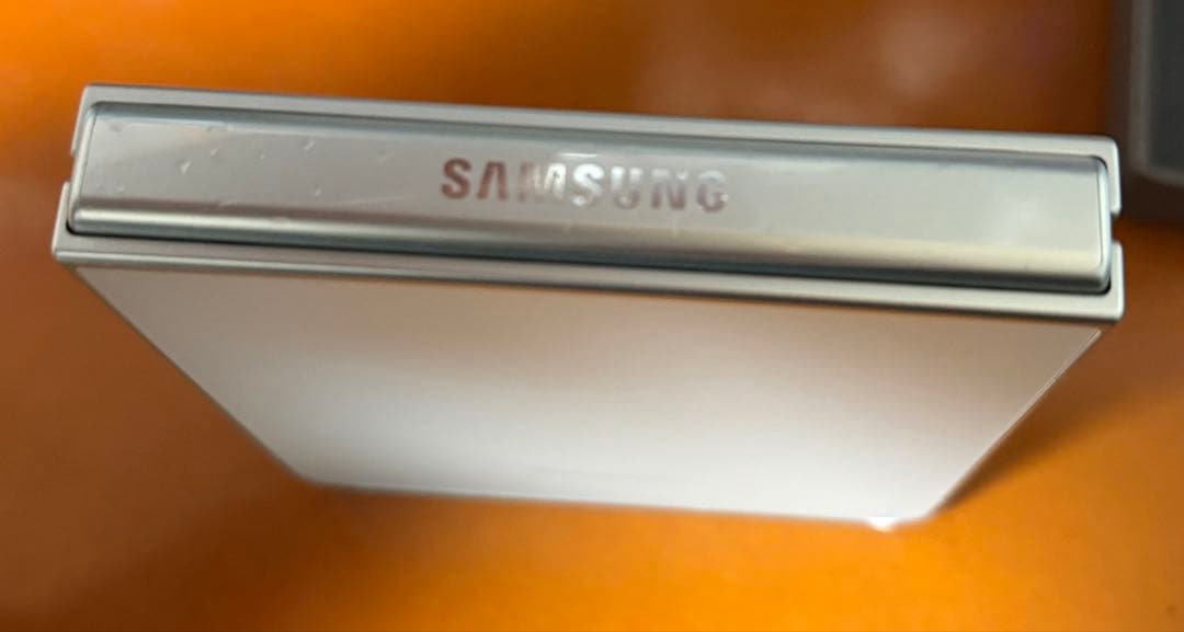 G*n様 Samsung zflip 7 ミント　256G SIMフリー