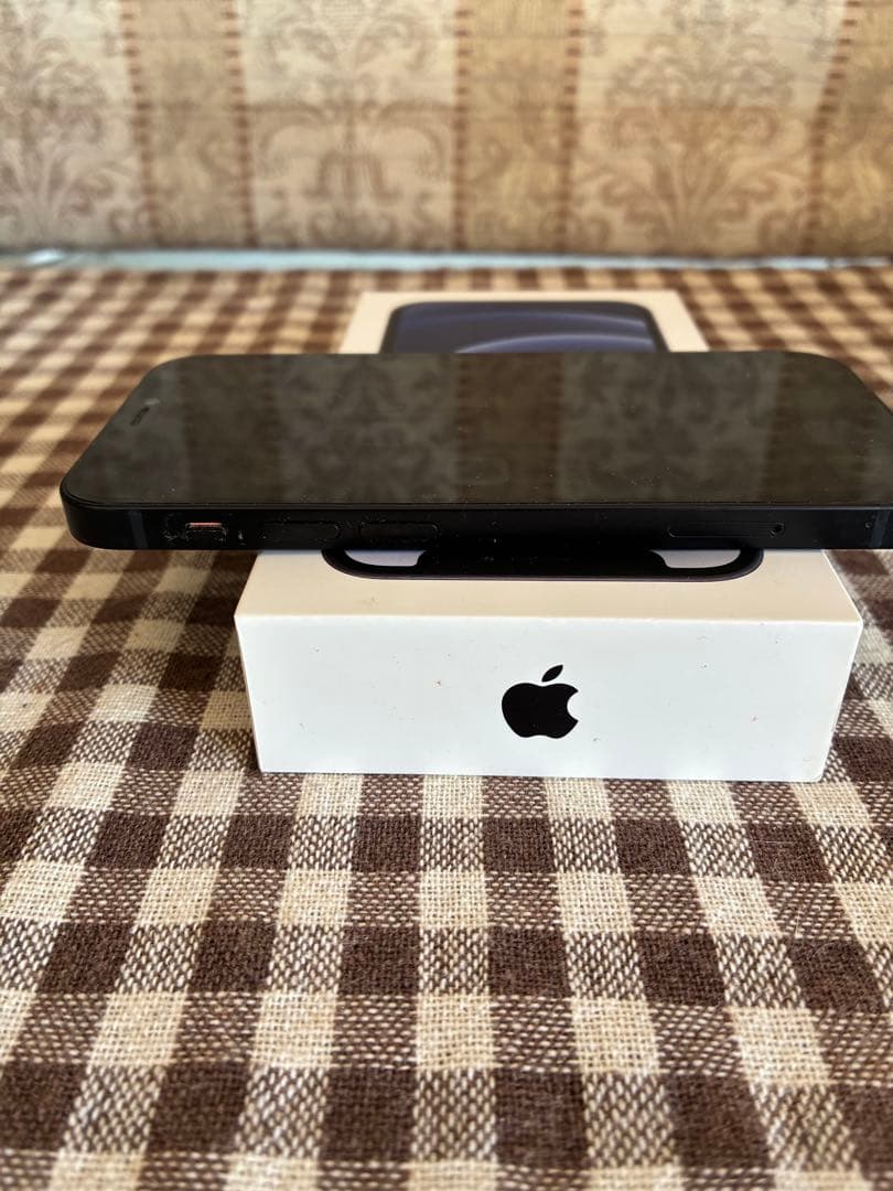 Apple iPhone 12 mini ブラック 本体　64G