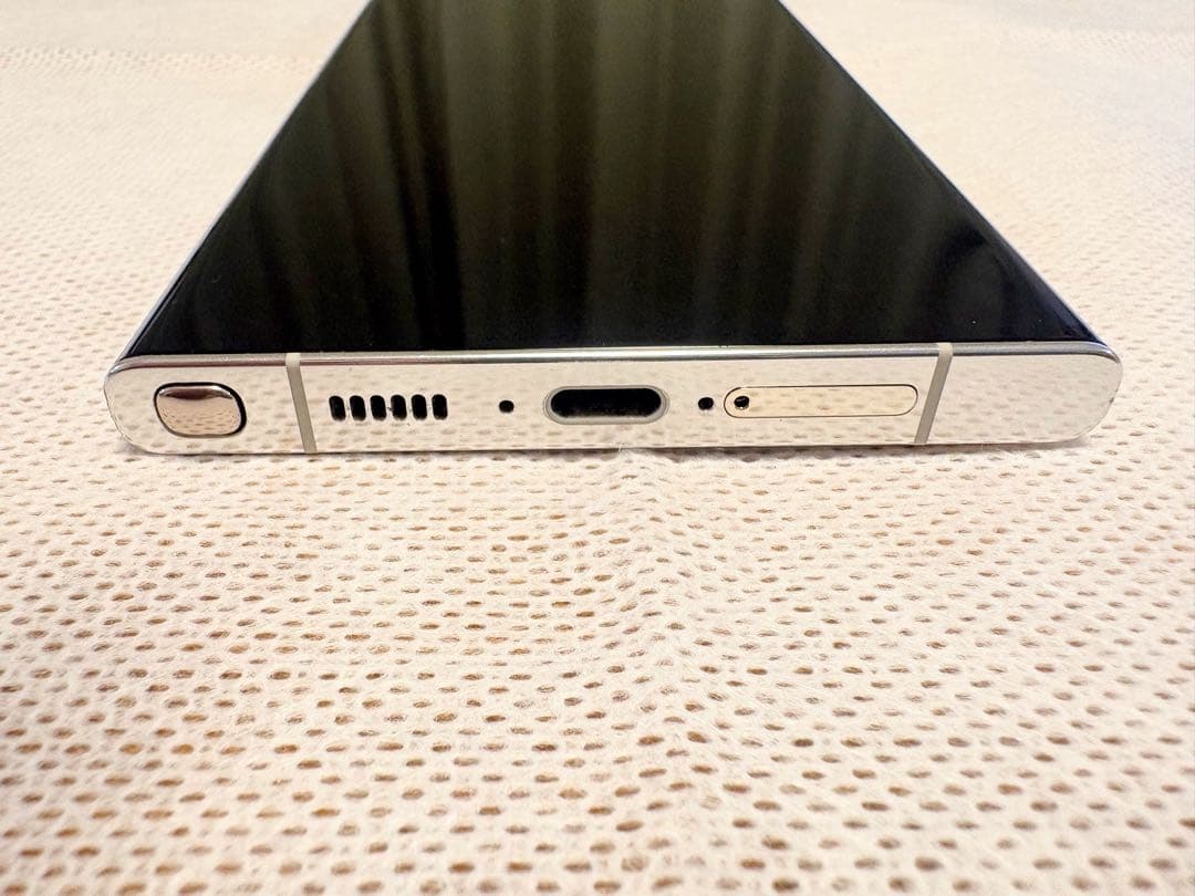 Samsung Galaxy S23 Ultra クリーム　香港版　箱、付属品付