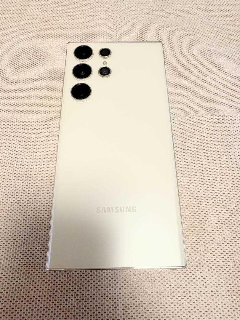 Samsung Galaxy S23 Ultra クリーム　香港版　箱、付属品付