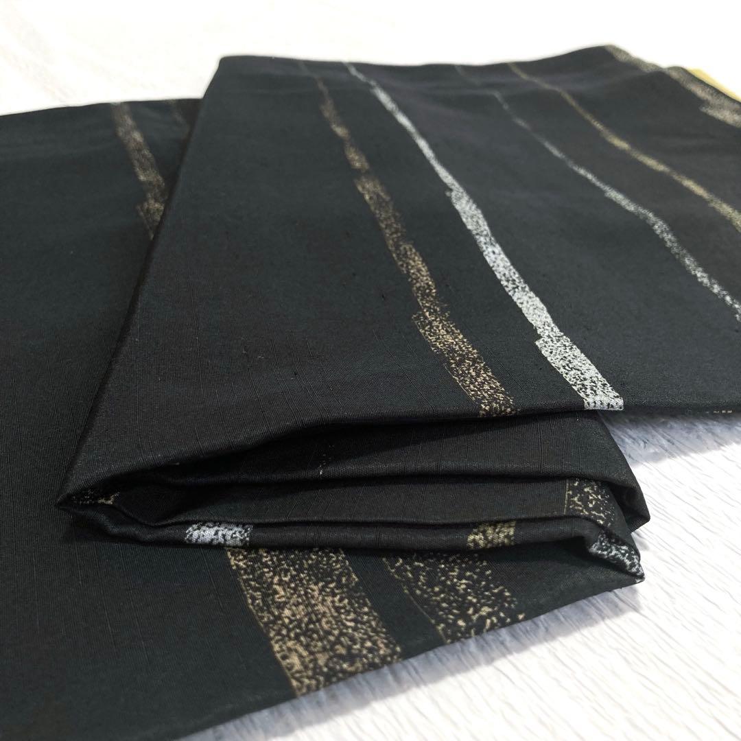 【良品✨】東レシルック　洗える着物　小紋　紬調　黒色　横段　袷　A2