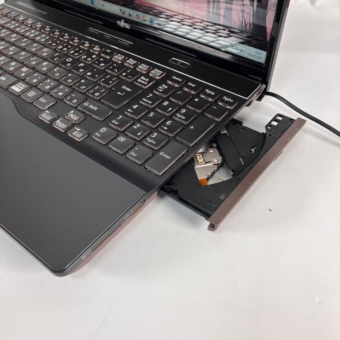 Core i5 8世代 SSD256GB Windows11 ノートパソコン