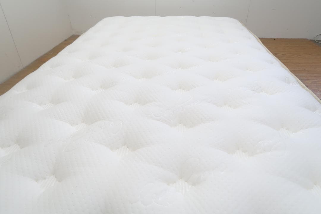 展示/日本ベッド/シルキーパフ/高級モダン/セミダブルマットレス