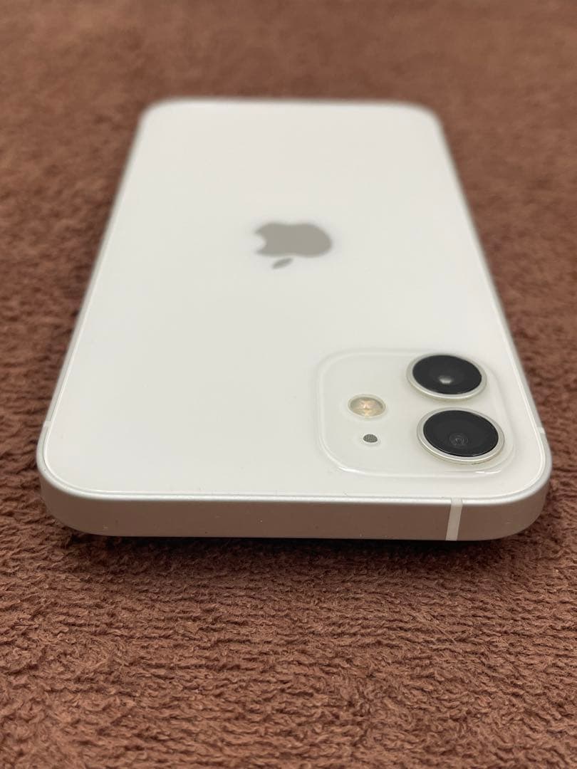 箱付き付属品未使用　iPhone12 64GB ホワイト　simフリー